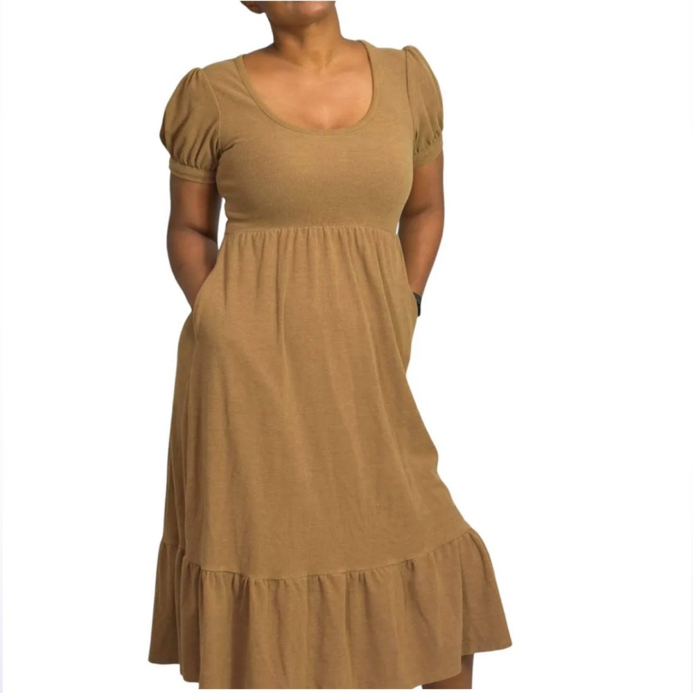 dRA Los Angeles Ruth Short Sleeve Tiered Maxi Dress